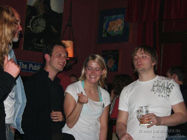 Having fun (Podium 2006).JPG